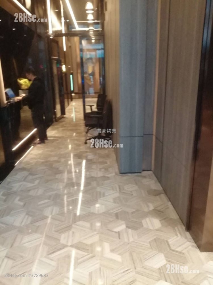 Downtown 38 售盘 1 房 , 1 浴室 309 平方尺