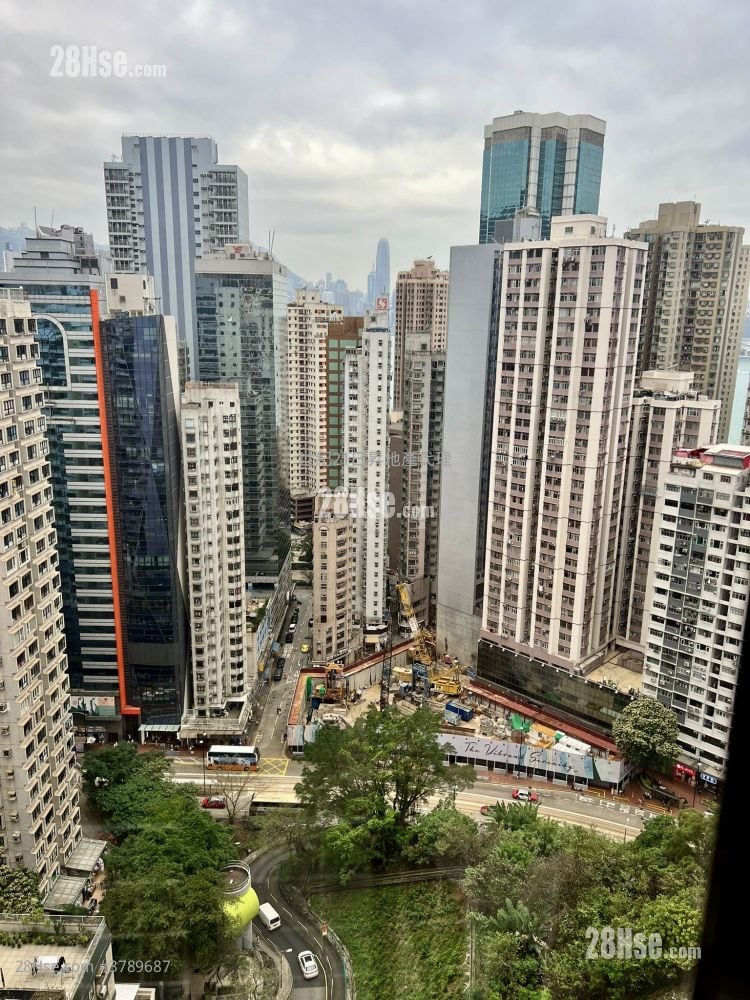 Fortress Garden Sell 652 ft²