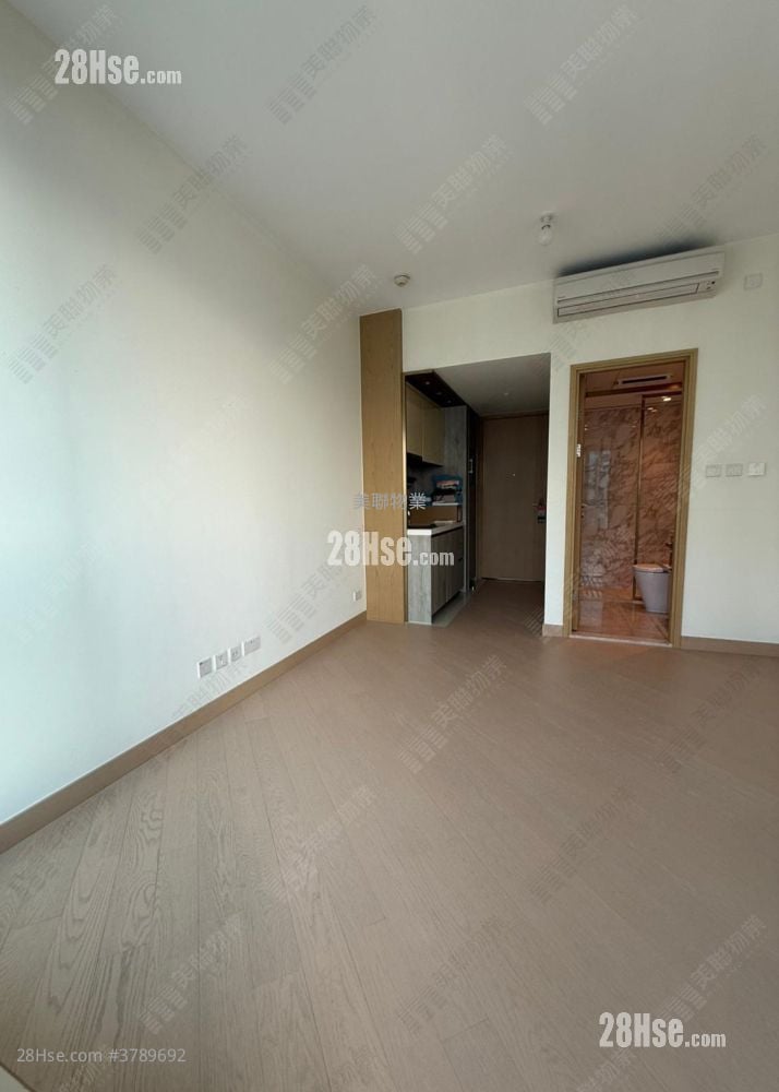 Grand Victoria Rental 278 ft²