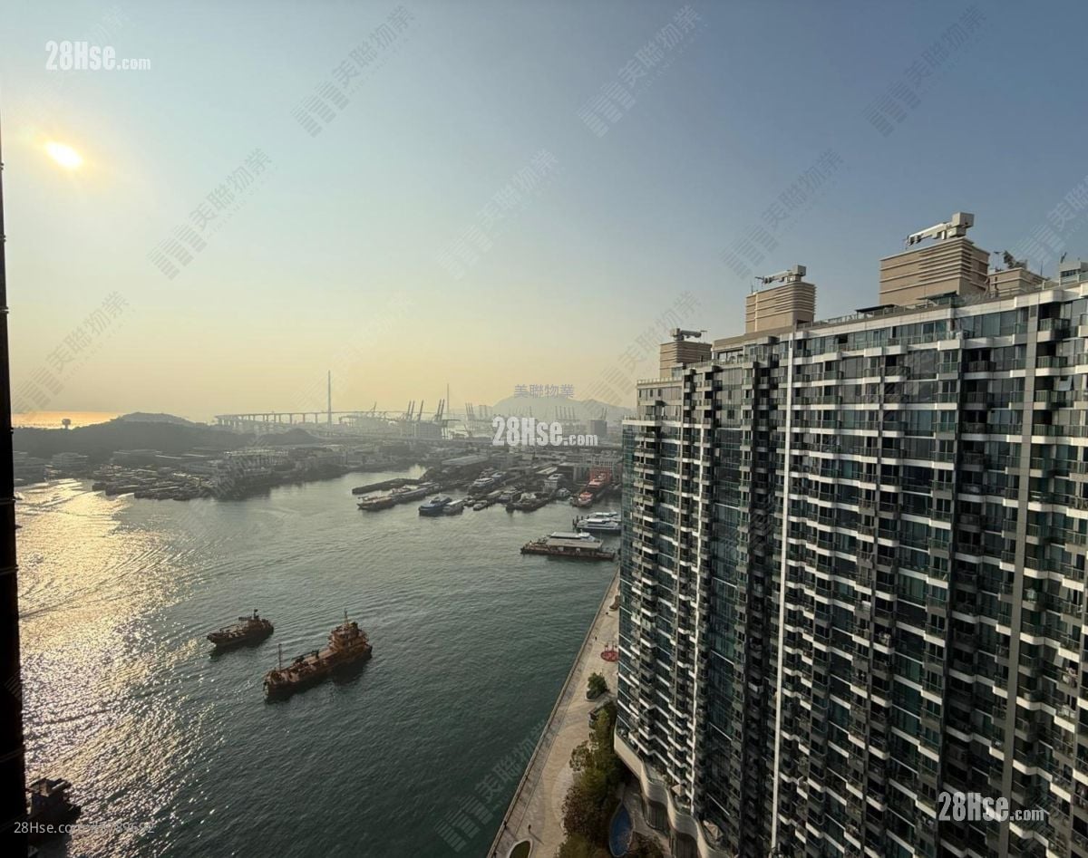 Grand Victoria Rental 278 ft²