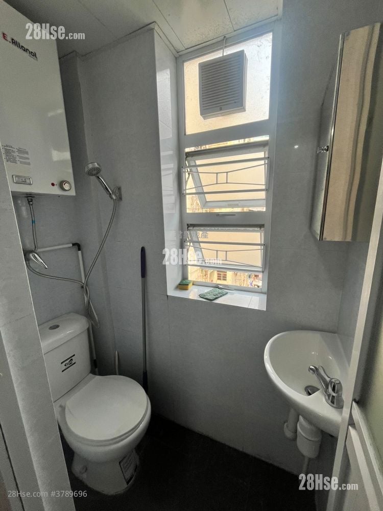 Ming Fat Mansion Rental Studio , 1 Bathroom 140 ft²