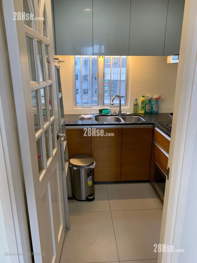 安峰大厦 售盘 3 房 , 2 浴室 545 平方尺