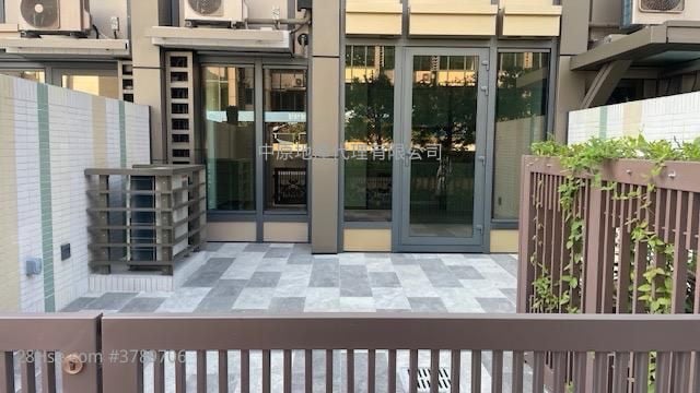 #Lyos Sell 1 Bedroom 282 ft²