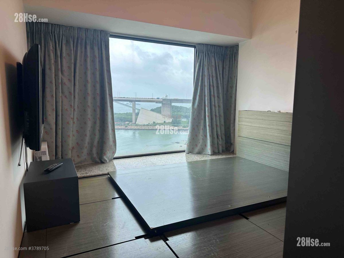 Park Island Sell 2 Bedrooms 592 ft²