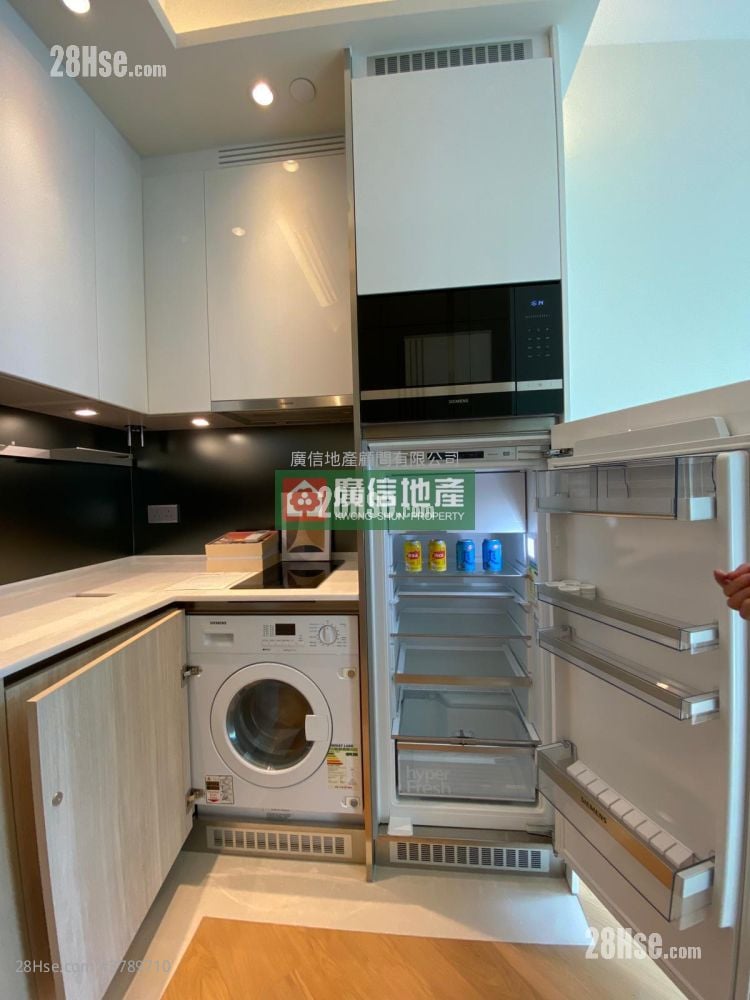 One Soho Rental 1 Bedroom , 1 Bathroom 298 ft²