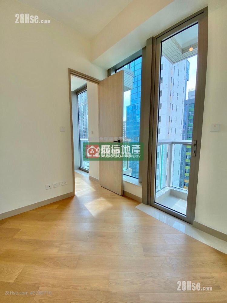 One Soho Rental 1 Bedroom , 1 Bathroom 298 ft²