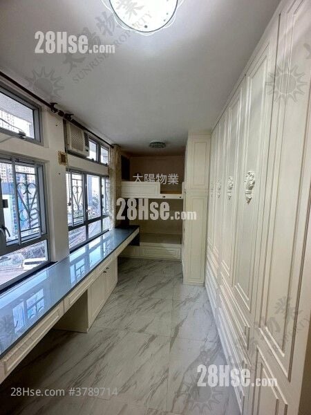 Whampoa Garden Sell 3 Bedrooms 639 ft²