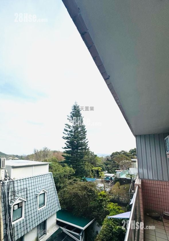 村屋 售盘 3 房 , 1 浴室 700 平方尺