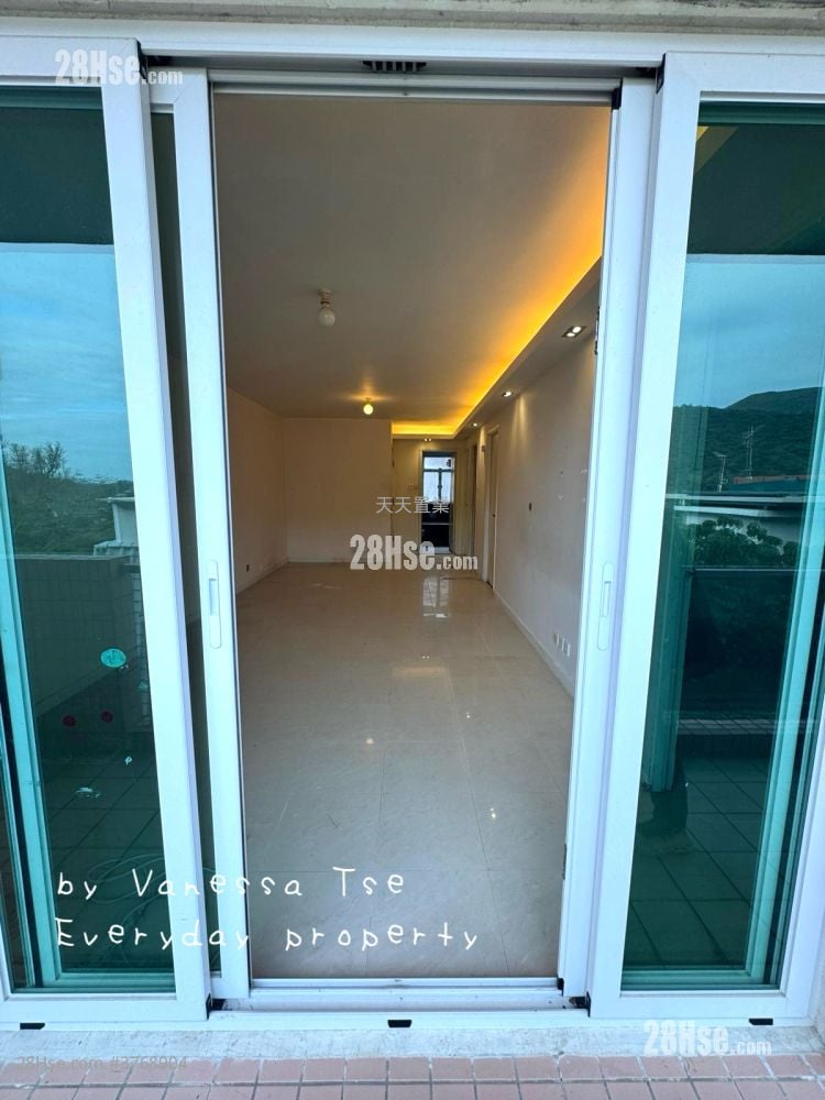 村屋 售盘 3 房 , 1 浴室 700 平方尺