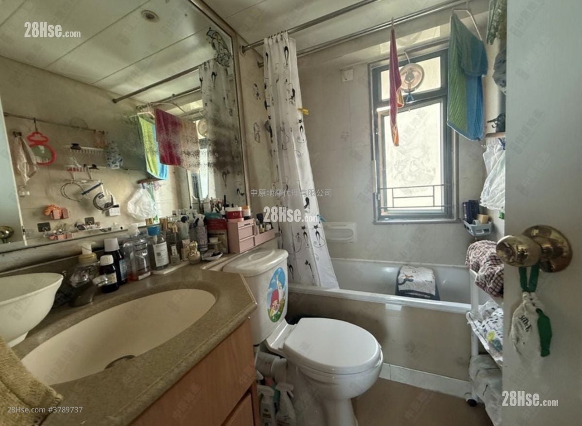 月海湾 售盘 2 房 , 2 浴室 552 平方尺