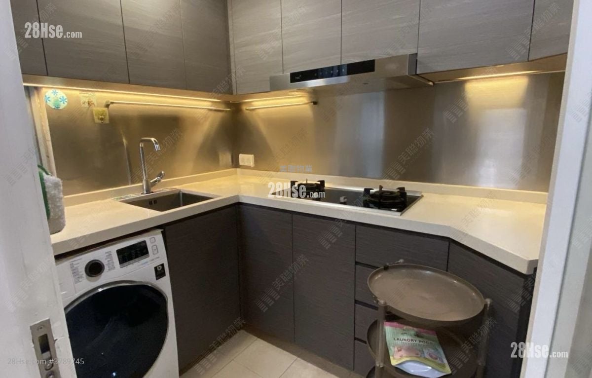 Kingswood Villas Sell 2 Bedrooms 441 ft²