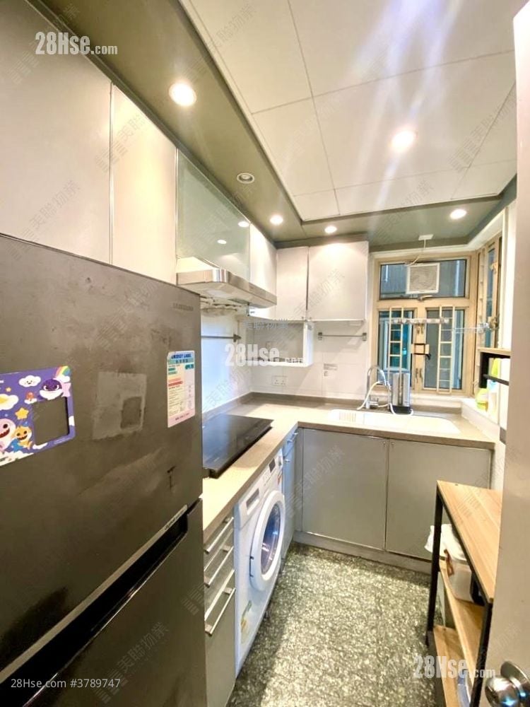 La Cite Noble Rental 3 Bedrooms , 2 Bathrooms 644 ft²