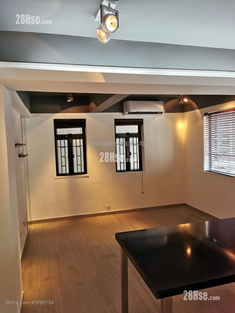 崇兰大厦 售盘 2 房 , 1 浴室 563 平方尺