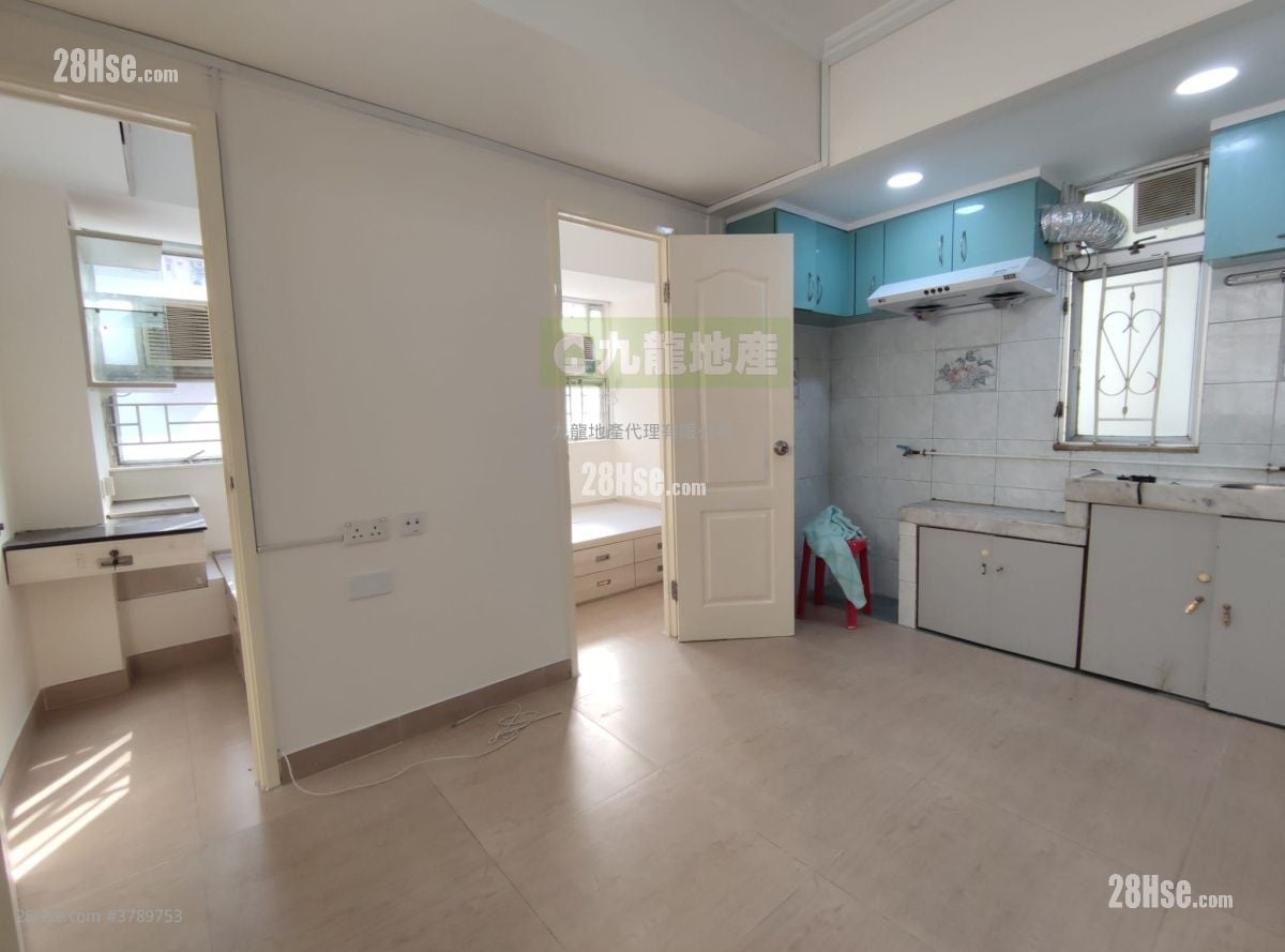 Golden League Building Rental 2 Bedrooms , 1 Bathroom 237 ft²
