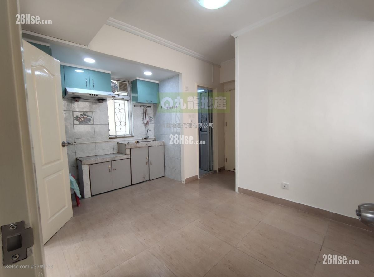 Golden League Building Rental 2 Bedrooms , 1 Bathroom 237 ft²
