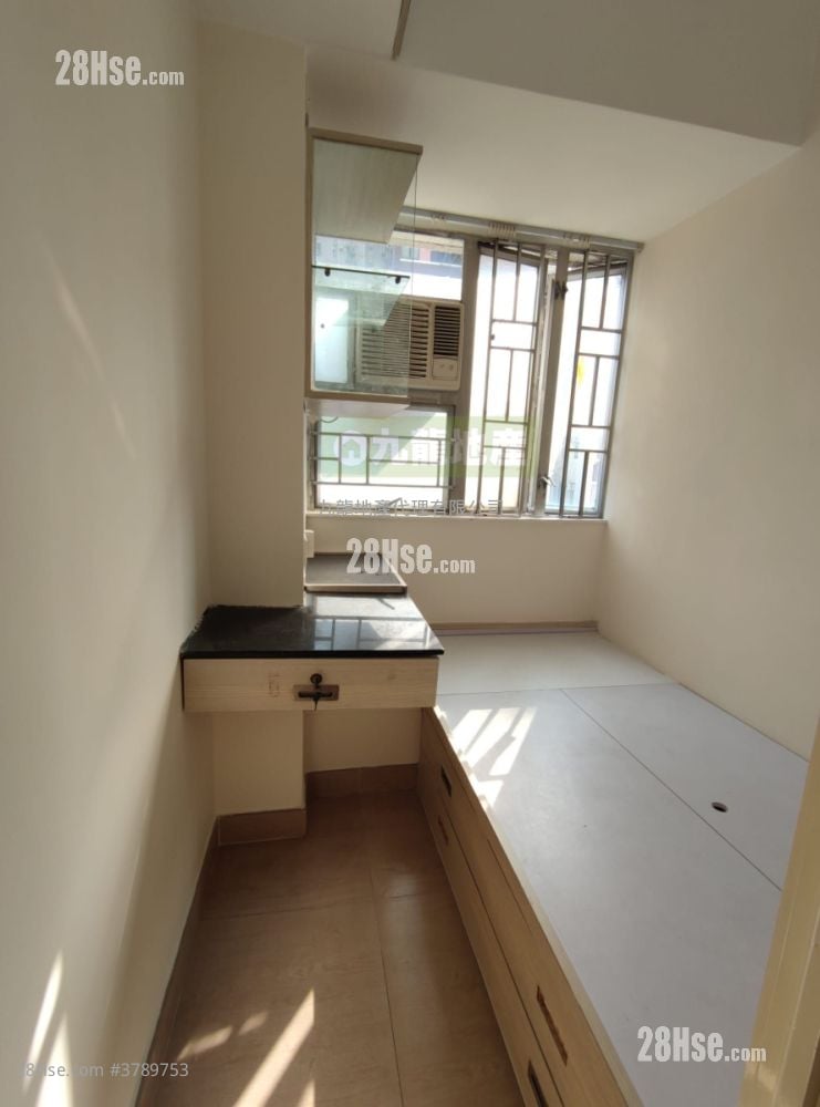 Golden League Building Rental 2 Bedrooms , 1 Bathroom 237 ft²