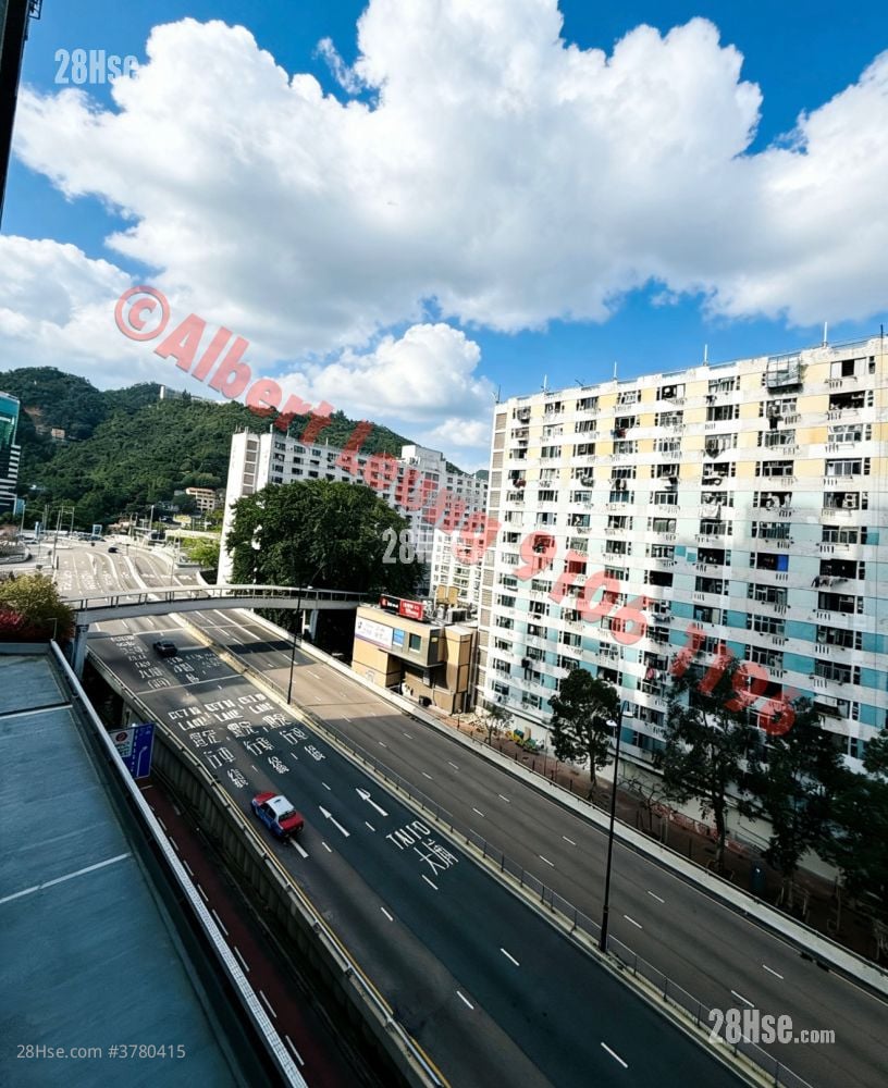 Lucky Plaza Sell 1 Bedroom , 1 Bathroom 326 ft²