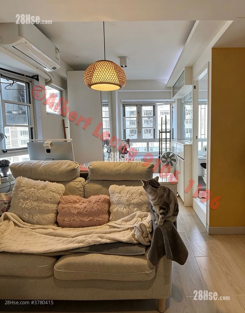 Lucky Plaza Sell 1 Bedroom , 1 Bathroom 326 ft²