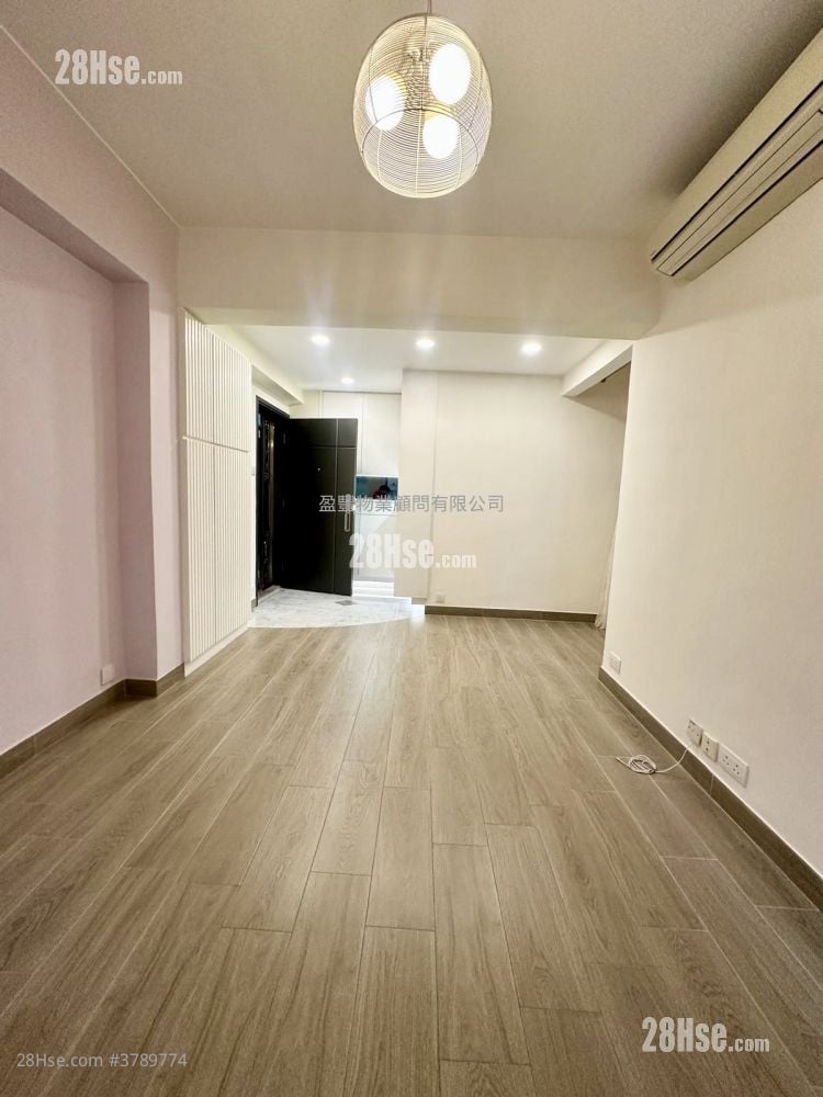 Yee Hing Building Rental 2 Bedrooms , 1 Bathroom 591 ft²