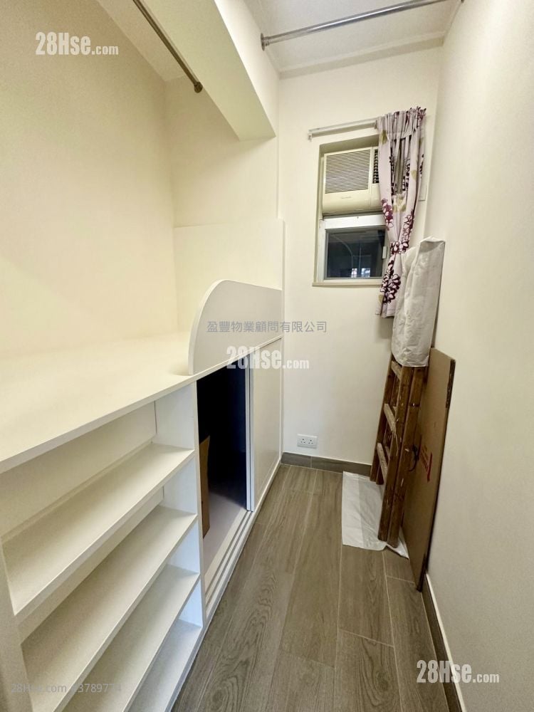 Yee Hing Building Rental 2 Bedrooms , 1 Bathroom 591 ft²