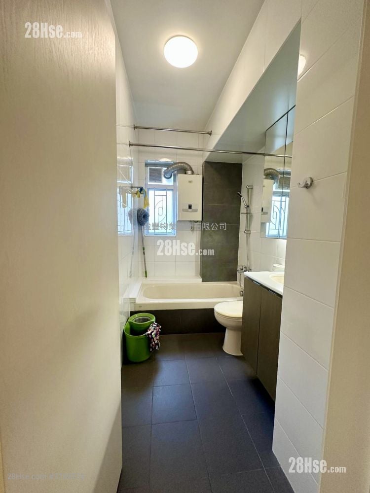 Yee Hing Building Rental 2 Bedrooms , 1 Bathroom 591 ft²