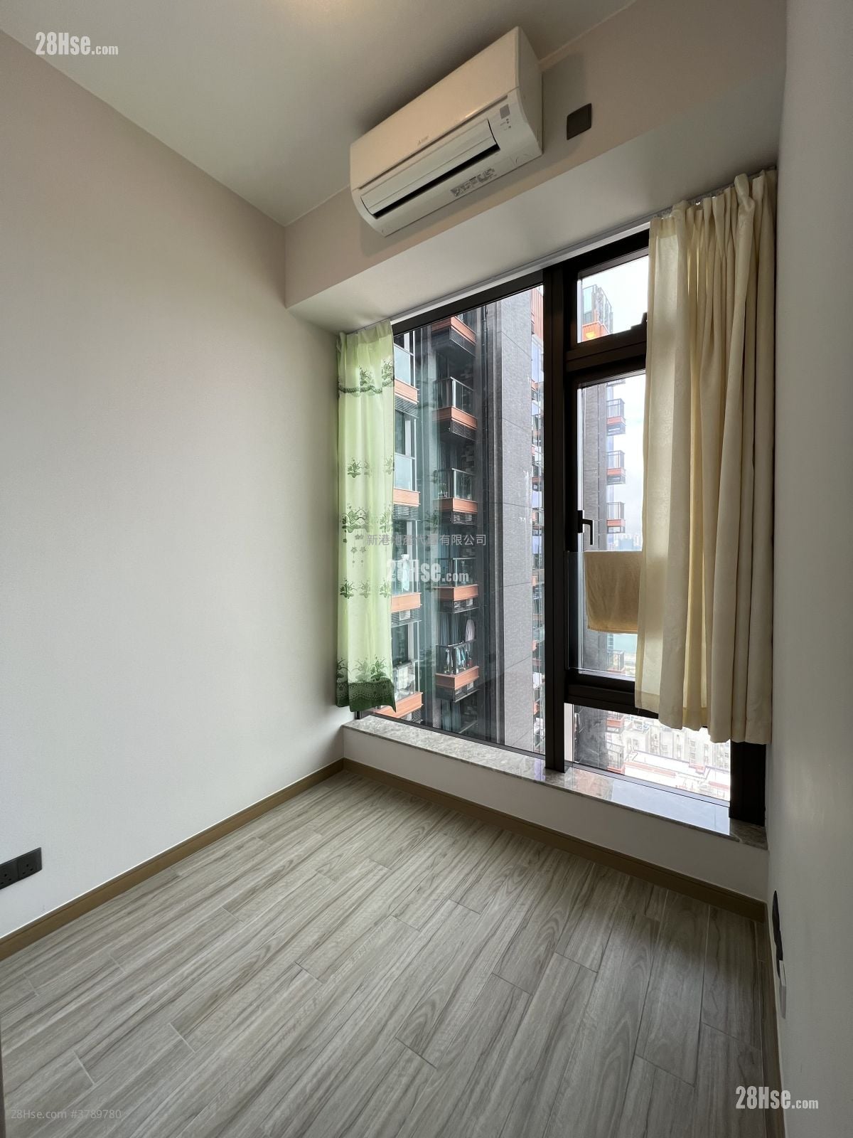 The Vantage Sell 1 Bedroom , 1 Bathroom 270 ft²