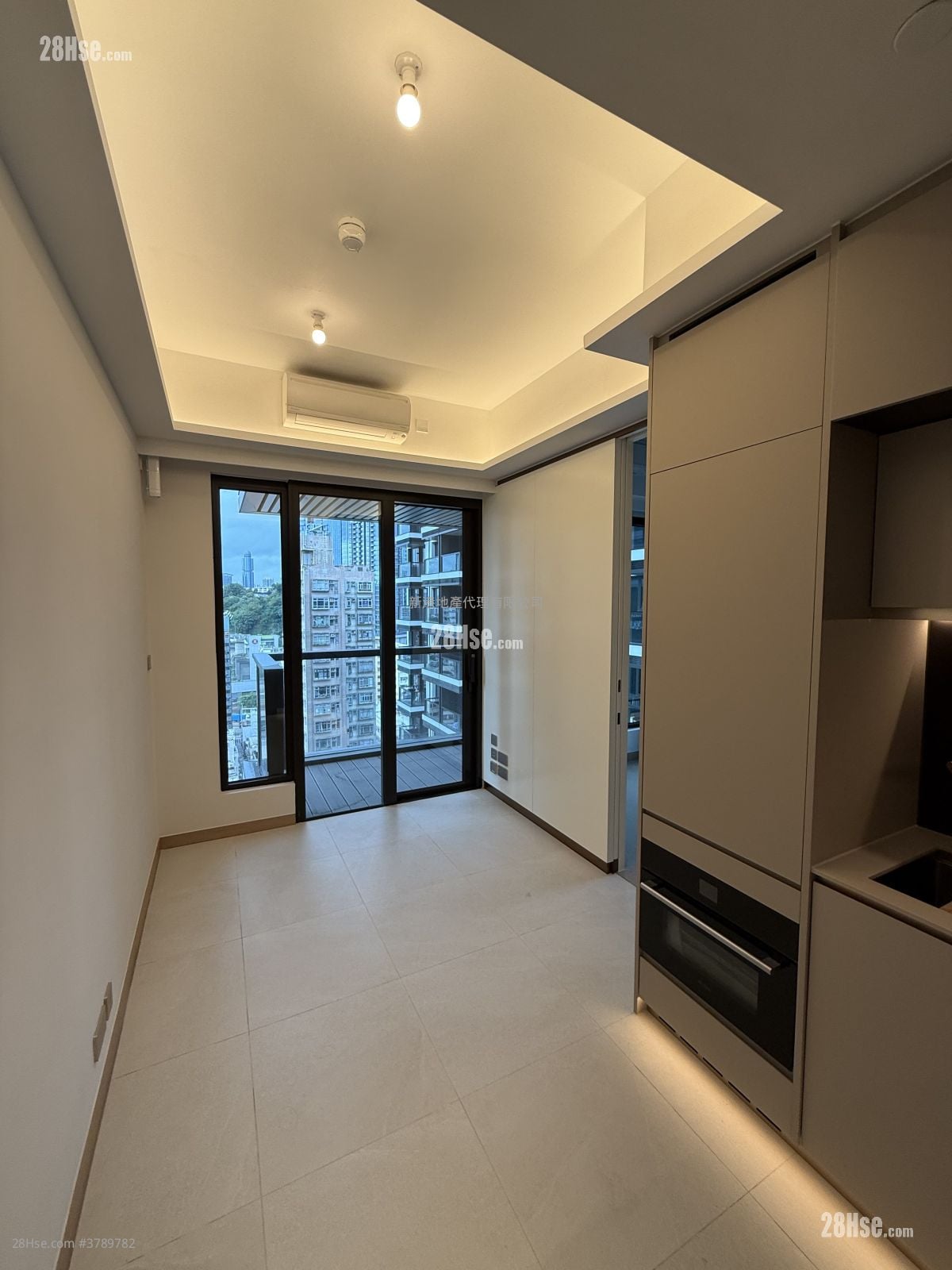 Baker Circle Euston Rental 1 Bedroom , 1 Bathroom 276 ft²