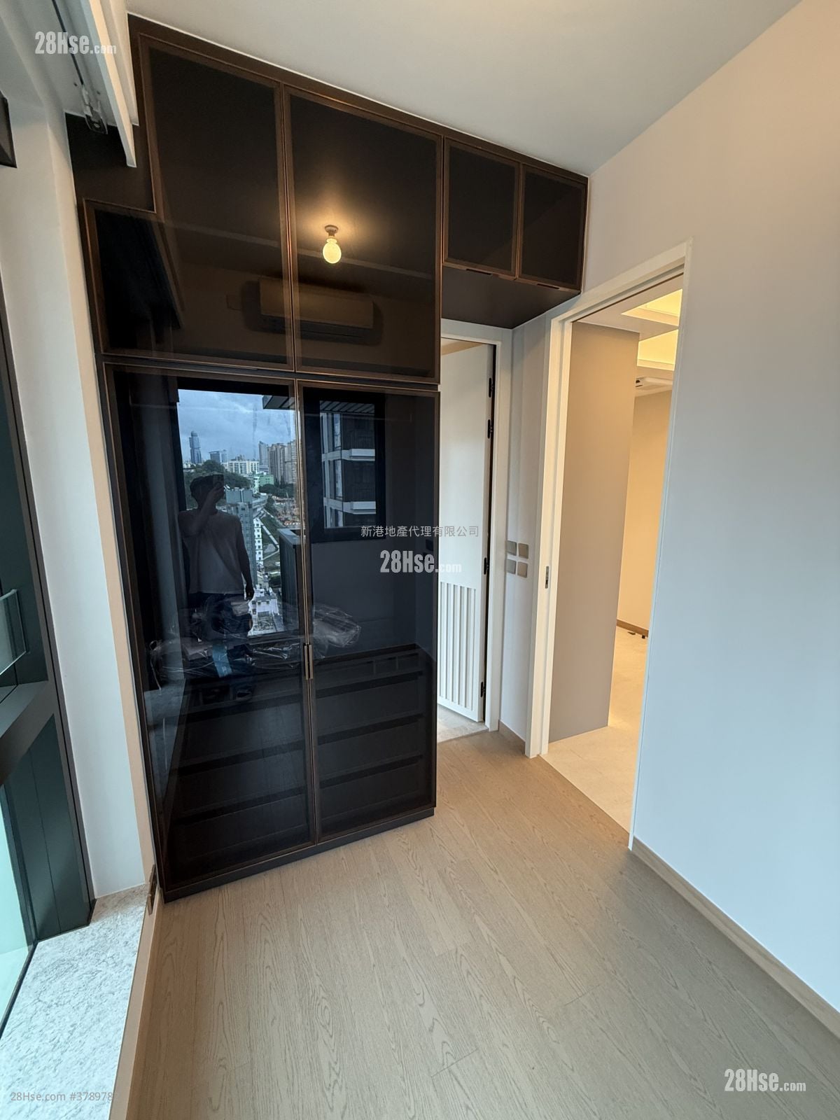 Baker Circle Euston Rental 1 Bedroom , 1 Bathroom 276 ft²