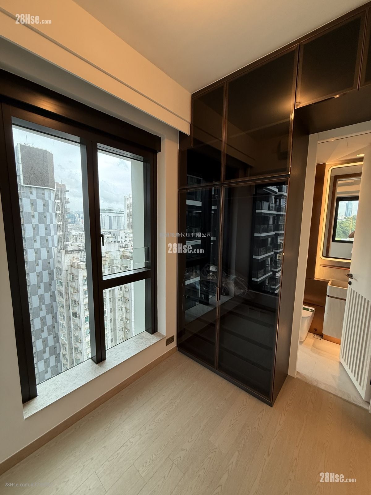 Baker Circle Euston Rental 1 Bedroom , 1 Bathroom 276 ft²