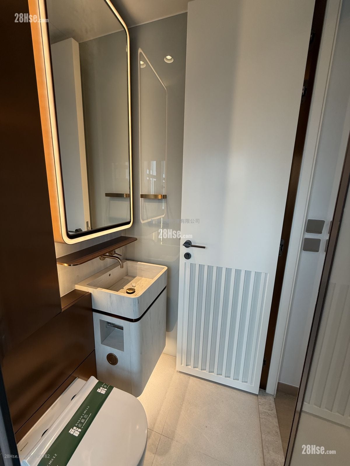 Baker Circle Euston Rental 1 Bedroom , 1 Bathroom 276 ft²