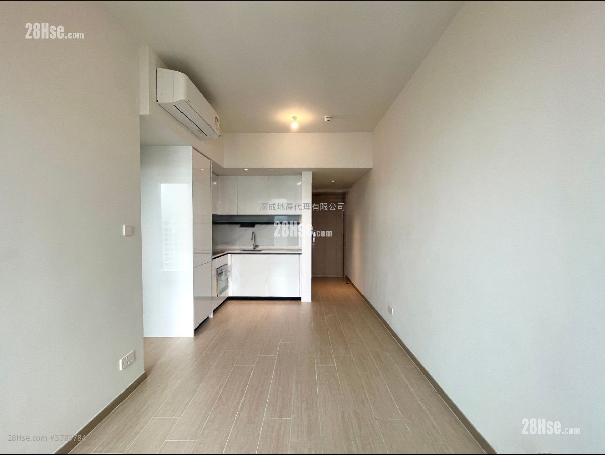 Chill Residence Rental 2 Bedrooms , 1 Bathroom 466 ft²