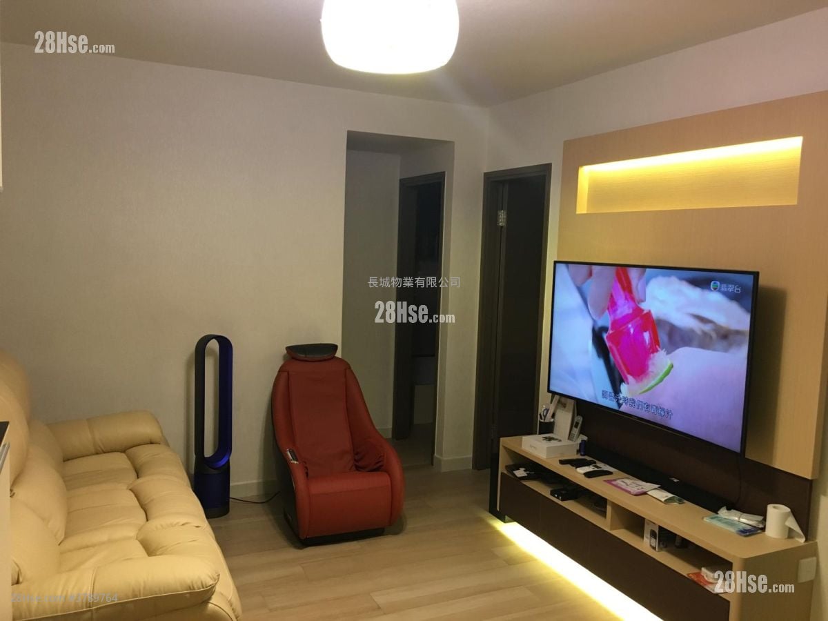 Hoi Kwong Court Sell 3 Bedrooms , 1 Bathroom 510 ft²