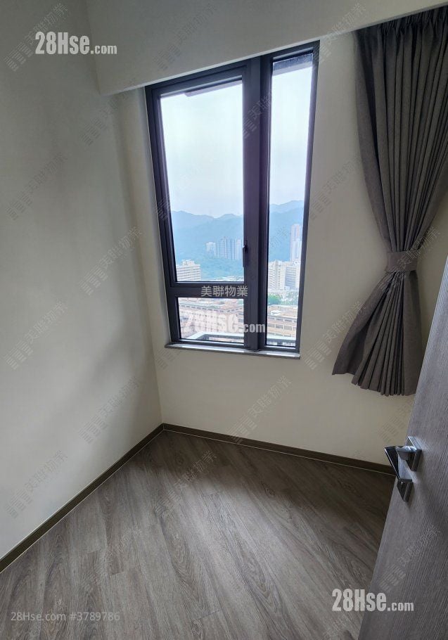 Novo Land Sell 3 Bedrooms , 1 Bathroom 512 ft²