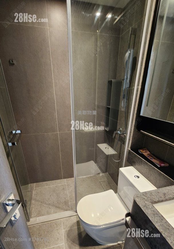 Novo Land Sell 3 Bedrooms , 1 Bathroom 512 ft²