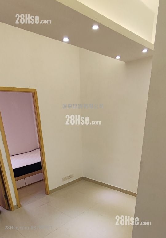 侨园 租盘 2 房 , 1 浴室 290 平方尺