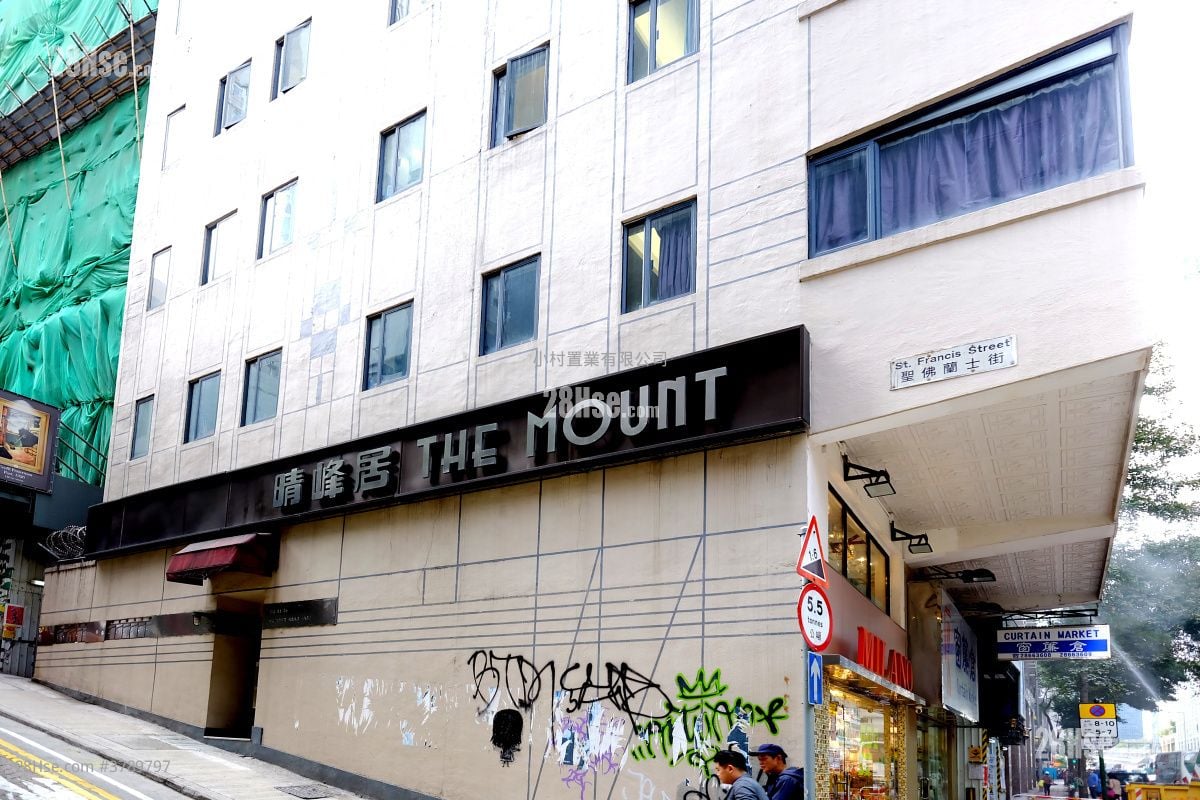 大厦外观: 晴峰居 租盘 1 房 , 1 浴室 548 平方尺