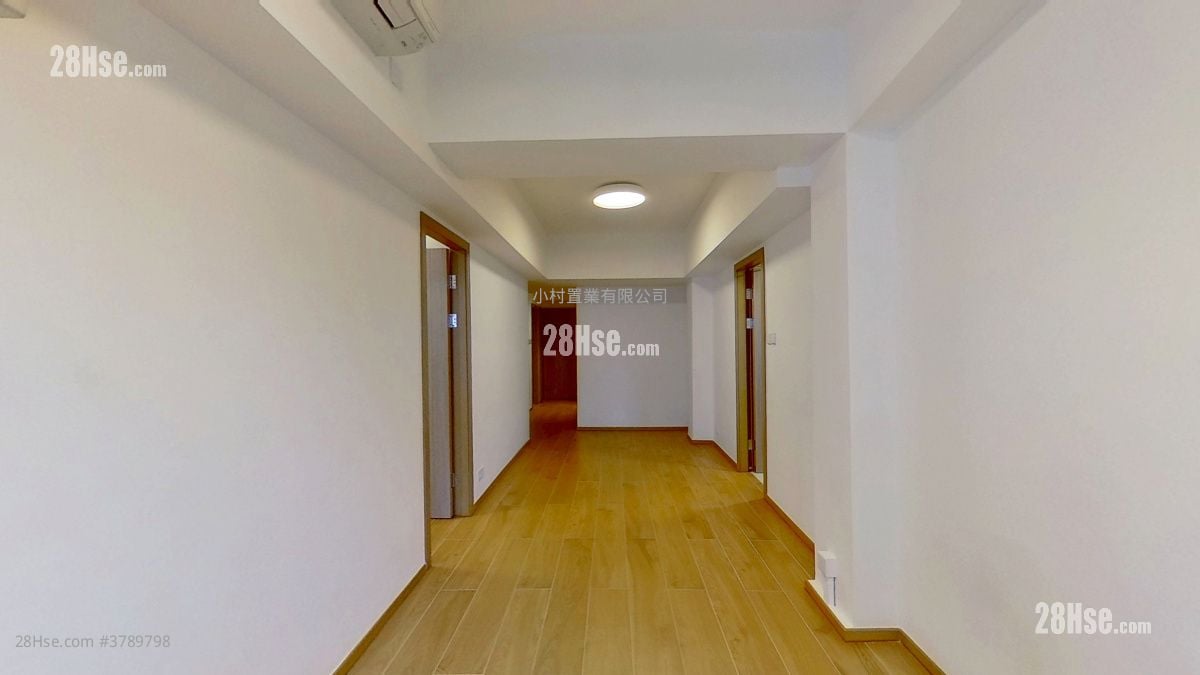 living room: Fook Toa Mansion Rental 3 Bedrooms , 1 Bathroom 598 ft²