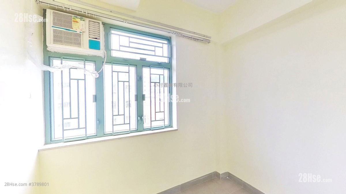 主人房: 名人居 租盘 2 房 , 1 浴室 300 平方尺