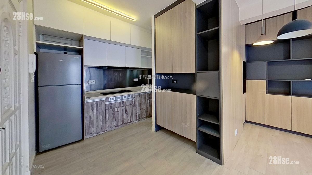 kitchen: Phoenix Court Rental 3 Bedrooms , 2 Bathrooms 710 ft²