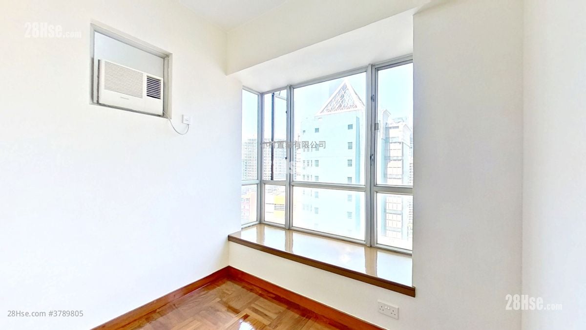 master room: Liberty Mansion Rental 2 Bedrooms , 1 Bathroom 415 ft²