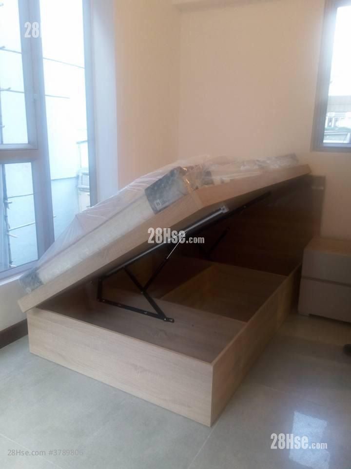 Ava62 Sell Studio , 1 Bathroom 253 ft²