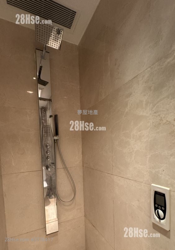 The Avenue Rental Studio , 1 Bathroom 338 ft²