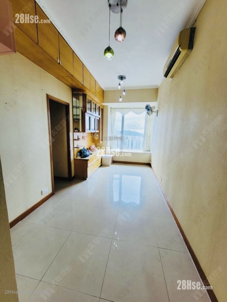 Indihome Sell 2 Bedrooms , 1 Bathroom 424 ft²