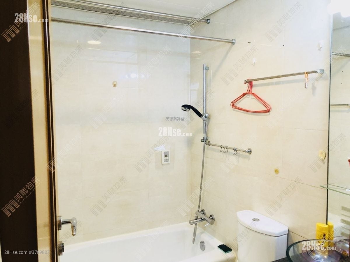 Indihome Sell 2 Bedrooms , 1 Bathroom 424 ft²