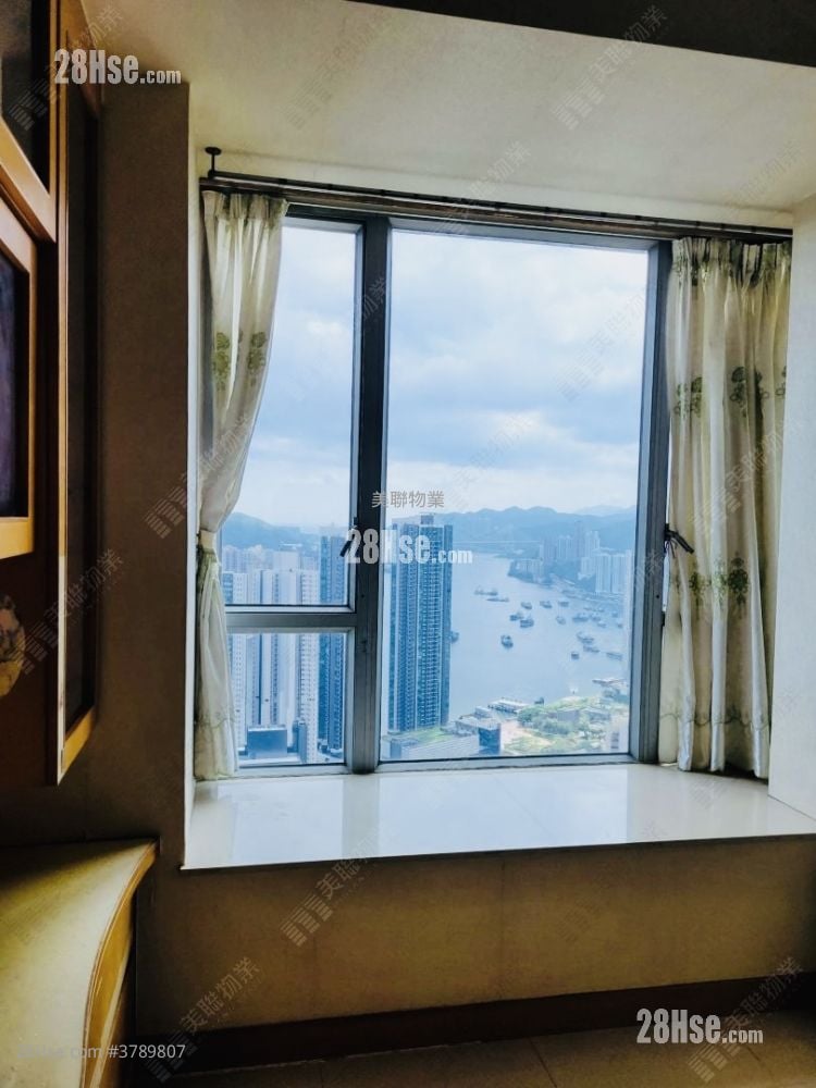 Indihome Sell 2 Bedrooms , 1 Bathroom 424 ft²