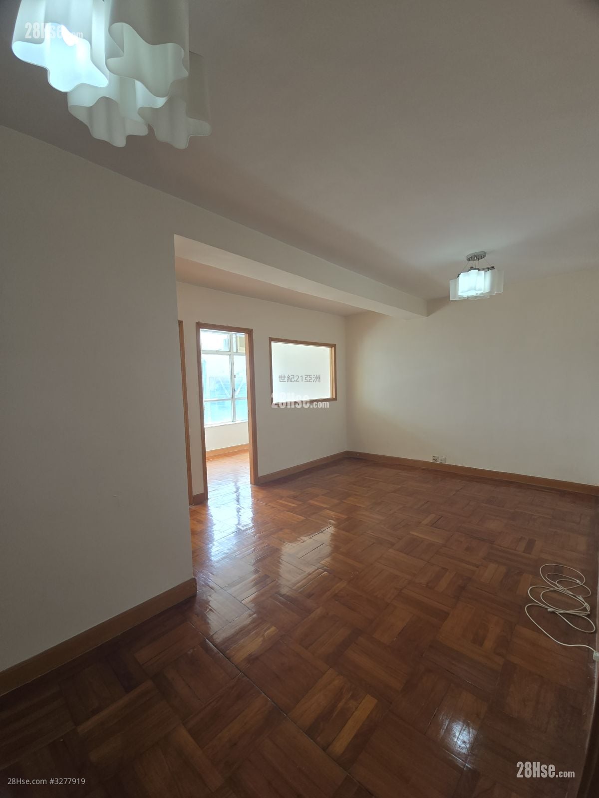 Southorn Garden Sell 2 Bedrooms , 1 Bathroom 517 ft²