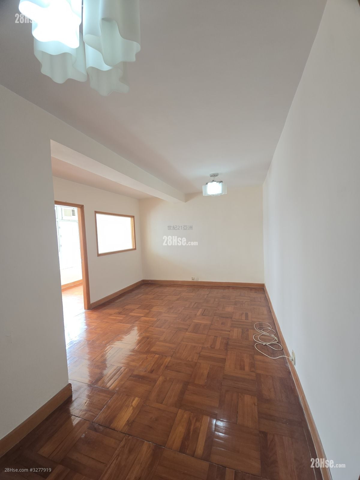 Southorn Garden Sell 2 Bedrooms , 1 Bathroom 517 ft²