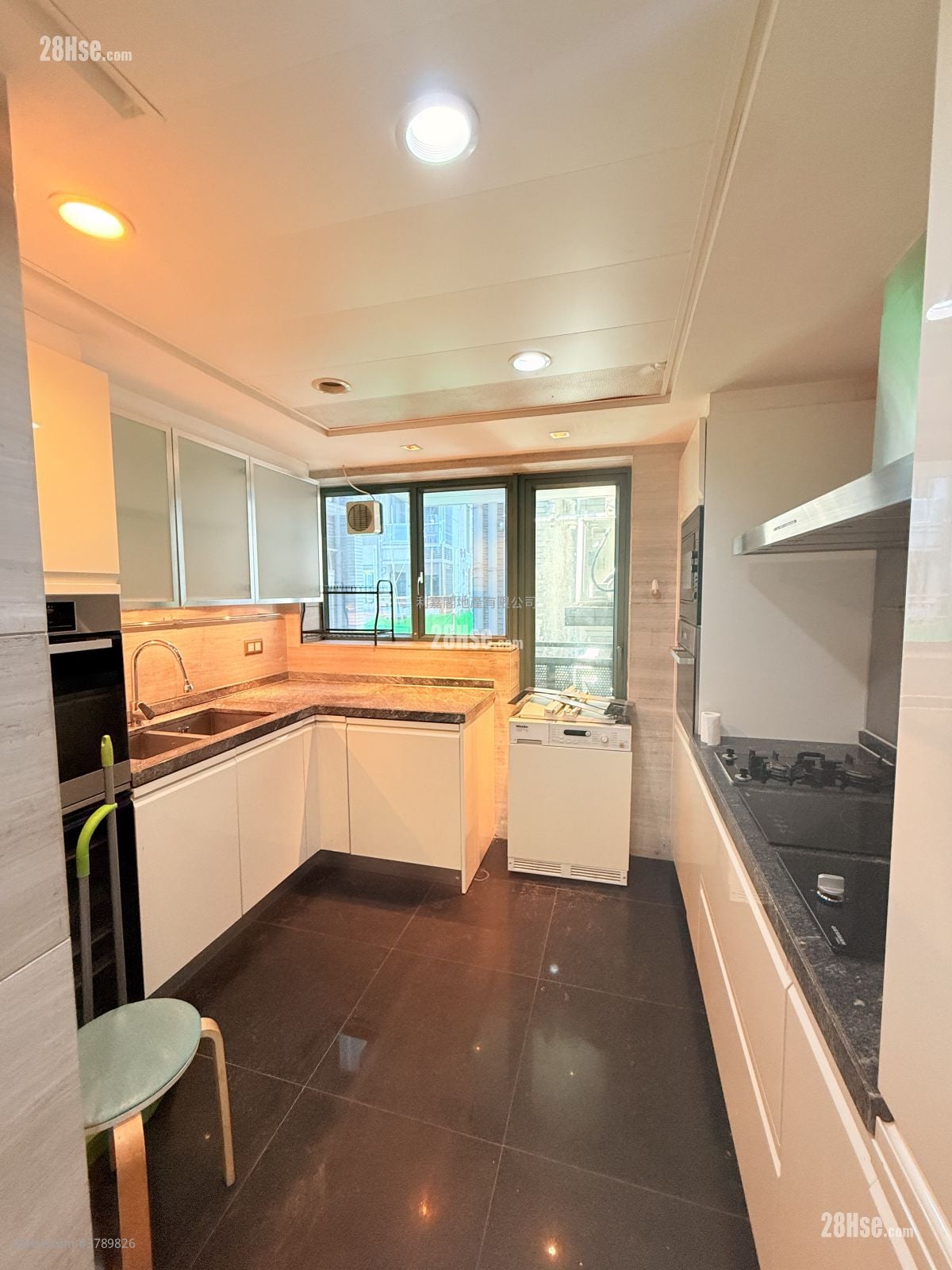 Meridian Hill Sell 4 Bedrooms , 3 Bathrooms 1,614 ft²