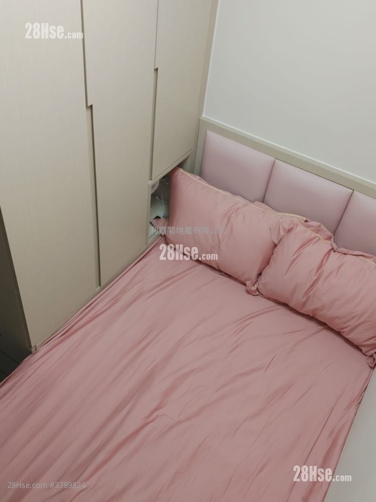 Cheung Fat Estate Sell 2 Bedrooms 366 ft²