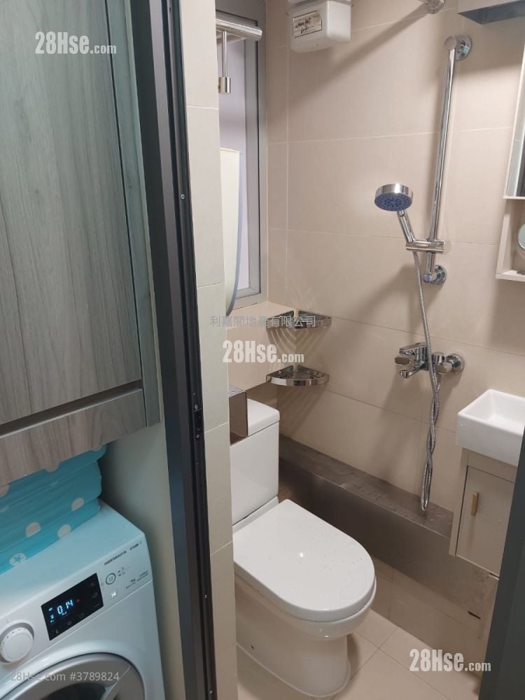 Cheung Fat Estate Sell 2 Bedrooms 366 ft²